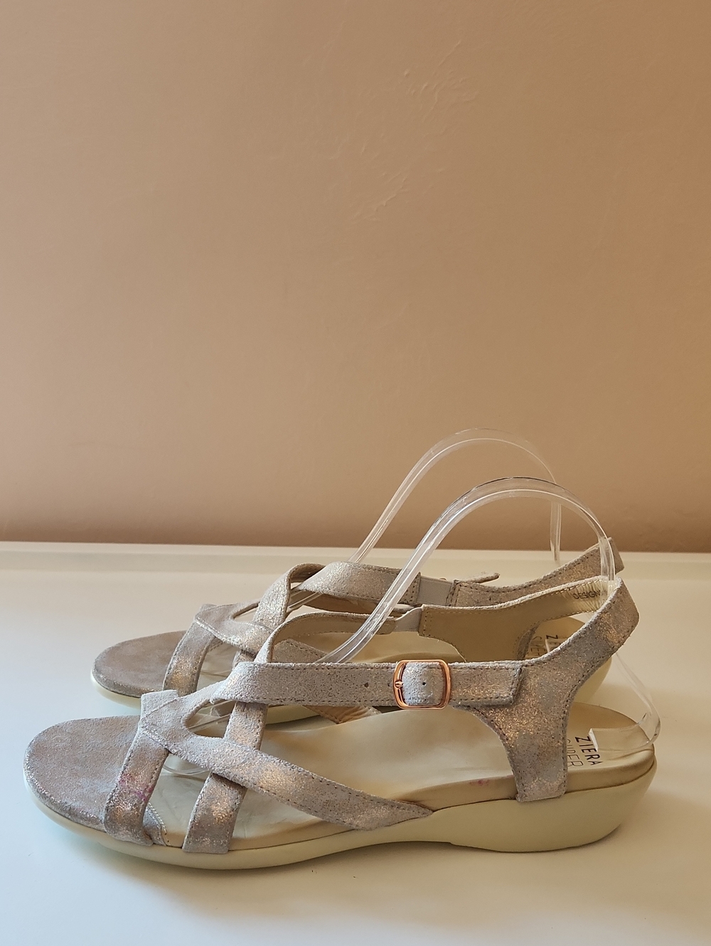 Ziera Kenzie Super Support Metallic Champagne Crisscross Slingback Sandals Sz 42